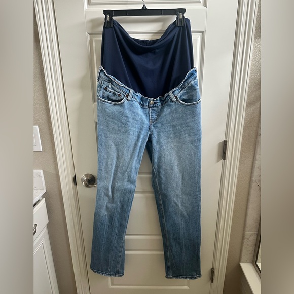 Abercrombie Maternity 90s Straight Jeans - Picture 2 of 4